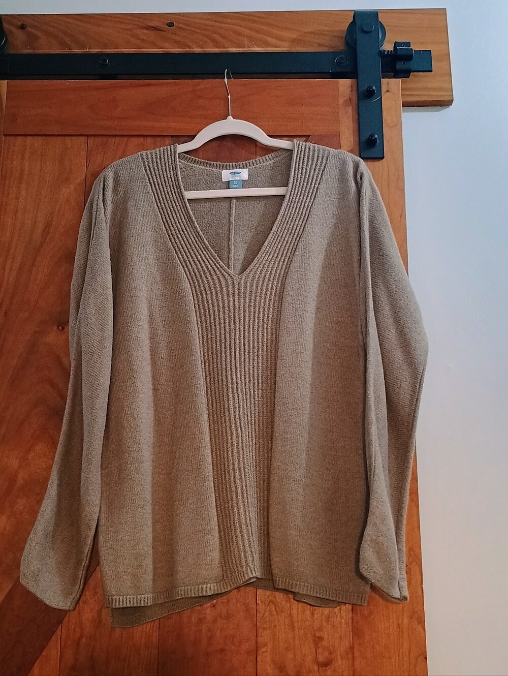 Old Navy V-neck Sweater XL